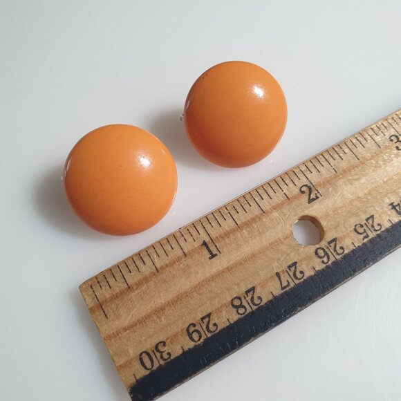 Retro Orange Clip On Earrings Vintage Round Plastic Dome Design Retro MCM Gift - Picture 2 of 4